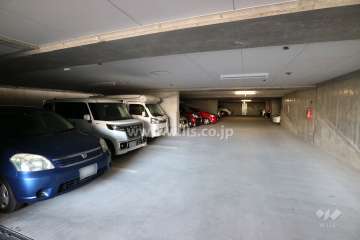 敷地内駐車場（屋内平面式）