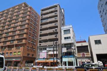 サンライズ中目黒の外観（南側から）