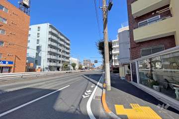 敷地南西側の前面道路7