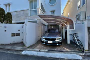 敷地内駐車場（屋外平面式）