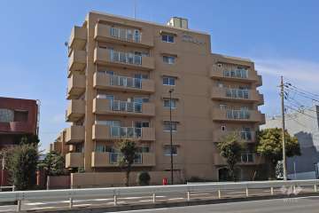 藤和柿の木坂コープの外観(南東側から)