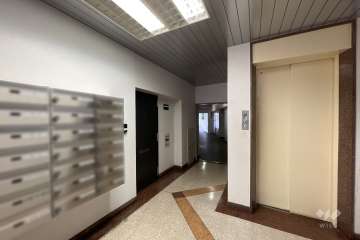 共用のエレベーター