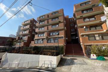 ハラダサンパークマンション恵比寿台の外観（南東側から）