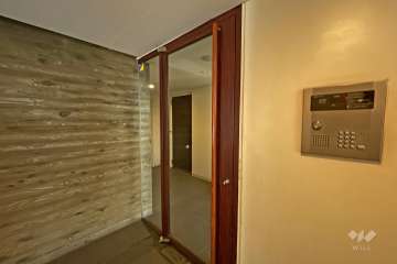 エントランスはオートロック付きです。