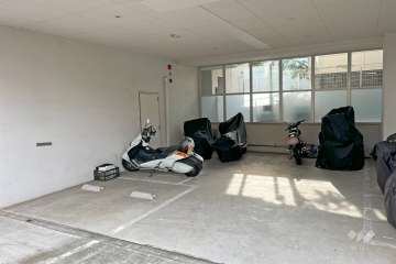 駐輪場とバイク置場