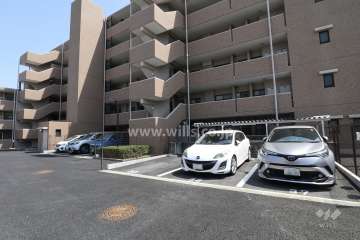 敷地内駐車場(屋外平面式)