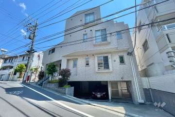 サクラティアラ目黒都立大の外観（北西側から）