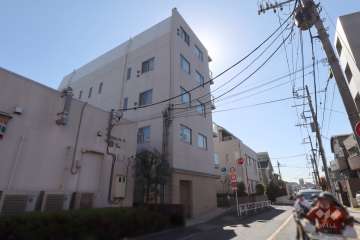 アージョ目黒柿の木坂の外観(北東側から)