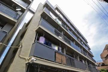 祐天寺コーポの外観（南西側から）