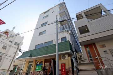 都立大フラワーホームの外観(北西側から)