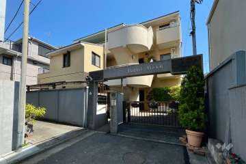 ホビット柿ノ木坂の外観（北東側から）　