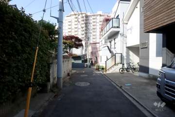 敷地南西側の前面道路　