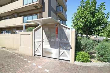 自転車置場への入り口