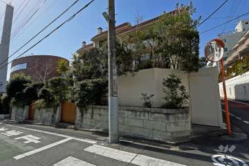 ヴィラージュ目黒の外観（南東側から）