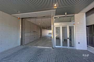 駐車場の出入り口