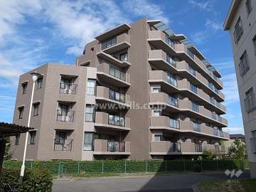 サンヴェール伊丹行基町の外観（南西側から）