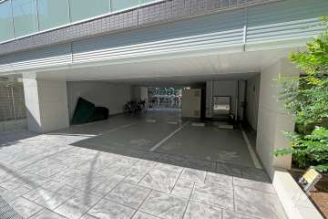 敷地内駐車場（屋内平面式）