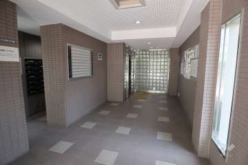 エントランスホール