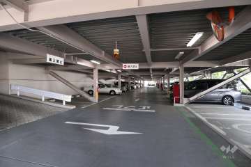 敷地内駐車場（自走式立体）