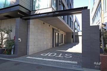 駐車場の出入り口