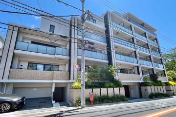 パークホームズ自由が丘の外観（北西側から）