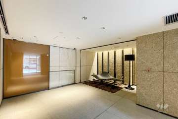 エントランスホール　　