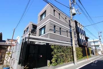 オープンレジデンシア鷹番の外観(南東側から）