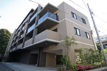 ユニーブル下目黒の外観（北東側から）