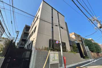 オープンレジデンシア中目黒の外観（北東側から）