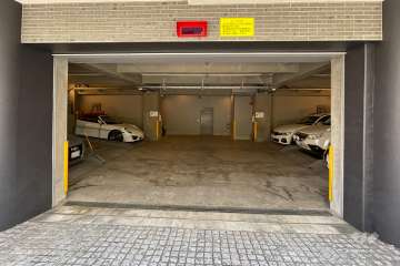 駐車場の出入り口　