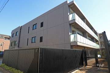 ガーデンパレス自由が丘の外観（北西側から）