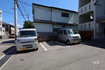 敷地内駐車場（屋外平面式）　