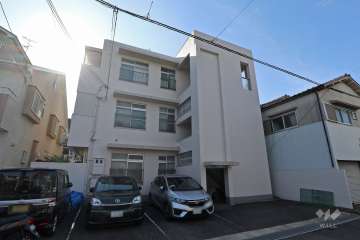 ハイツ新伊丹の外観（北東側から）