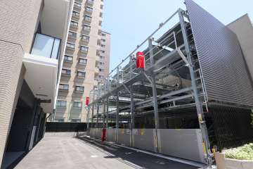 敷地内駐車場（屋外機械式）