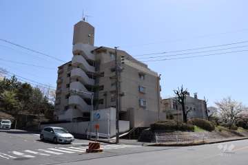 ラビデンス瀬戸菱野の外観（北西側から）