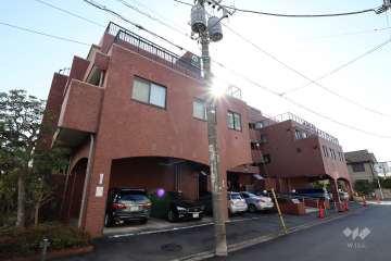 朝日自由が丘マンションの外観（北東側から）