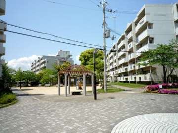 敷地内の広場