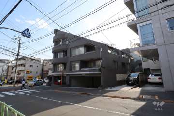 ハウス三軒茶屋の外観(北東側から)