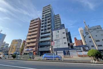プレサンス新大阪ストリームの外観(南東側から)