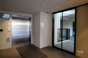 サブエントランス