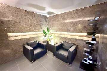 エントランスに設置されたラウンジ