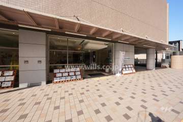 伊丹みやのまち3号館の1階店舗部分