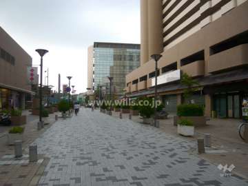 周辺は風情ある街並みです。