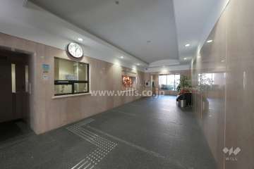 エントランスホール