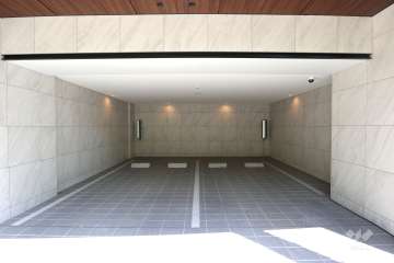 敷地内駐車場（屋内平面式）