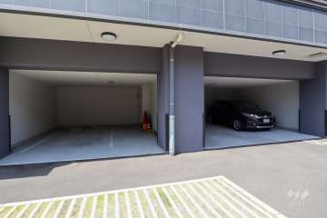 敷地内駐車場（屋内平面式）