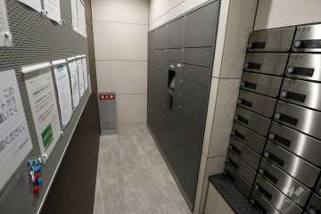 宅配ボックスと共用ポスト