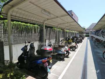 バイク置場