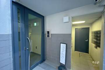 エントランス内がオートロックです。