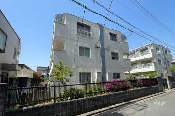 玉堤コーポＢ棟の外観（南東側から）